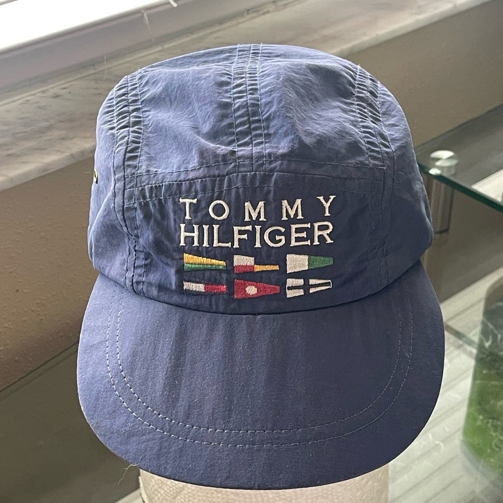 Tommy Hilfiger Retro Sailing Gear in excellent condition!